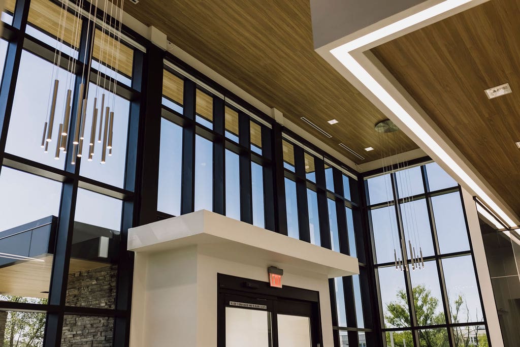 LAKESIDE SURGERY CENTER