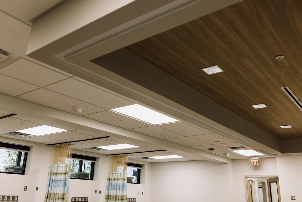 LAKESIDE SURGERY CENTER